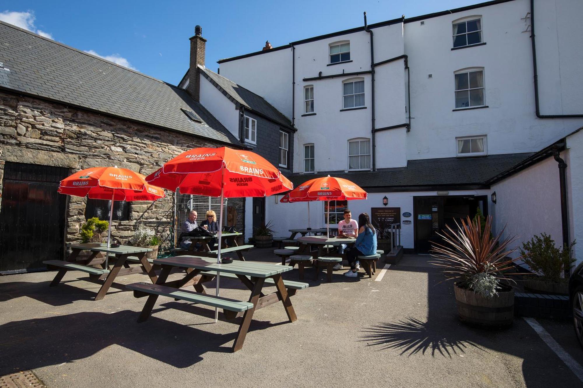 White Lion Royal Hotel Bala Exterior foto