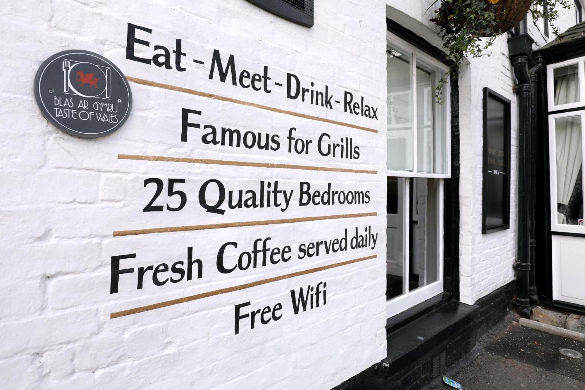 White Lion Royal Hotel Bala Exterior foto